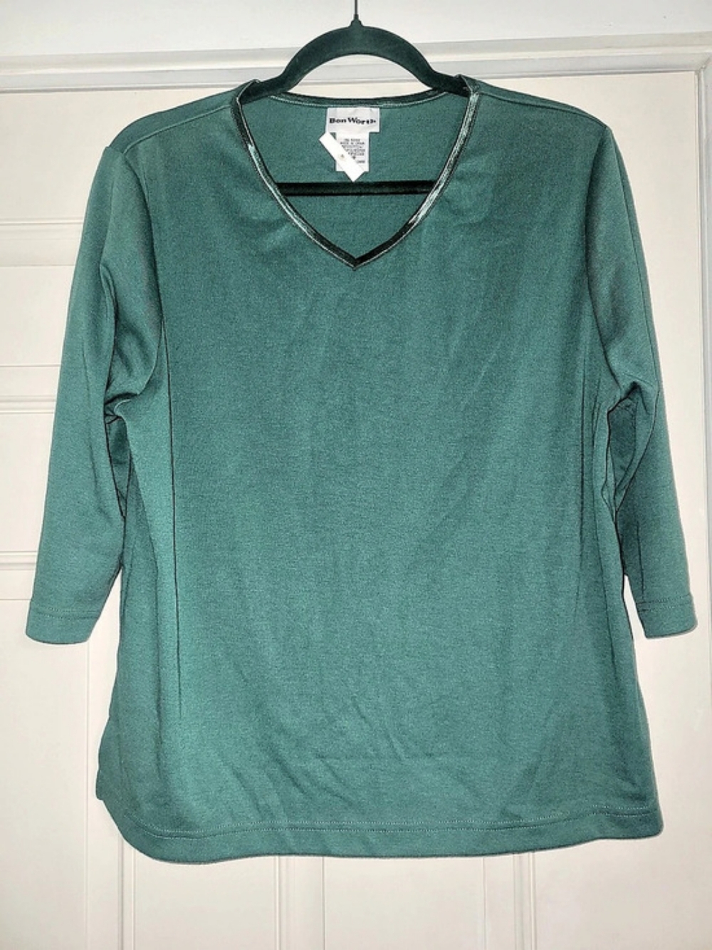 BonWorth V-Neck Tunic in Green Size Medium Like New